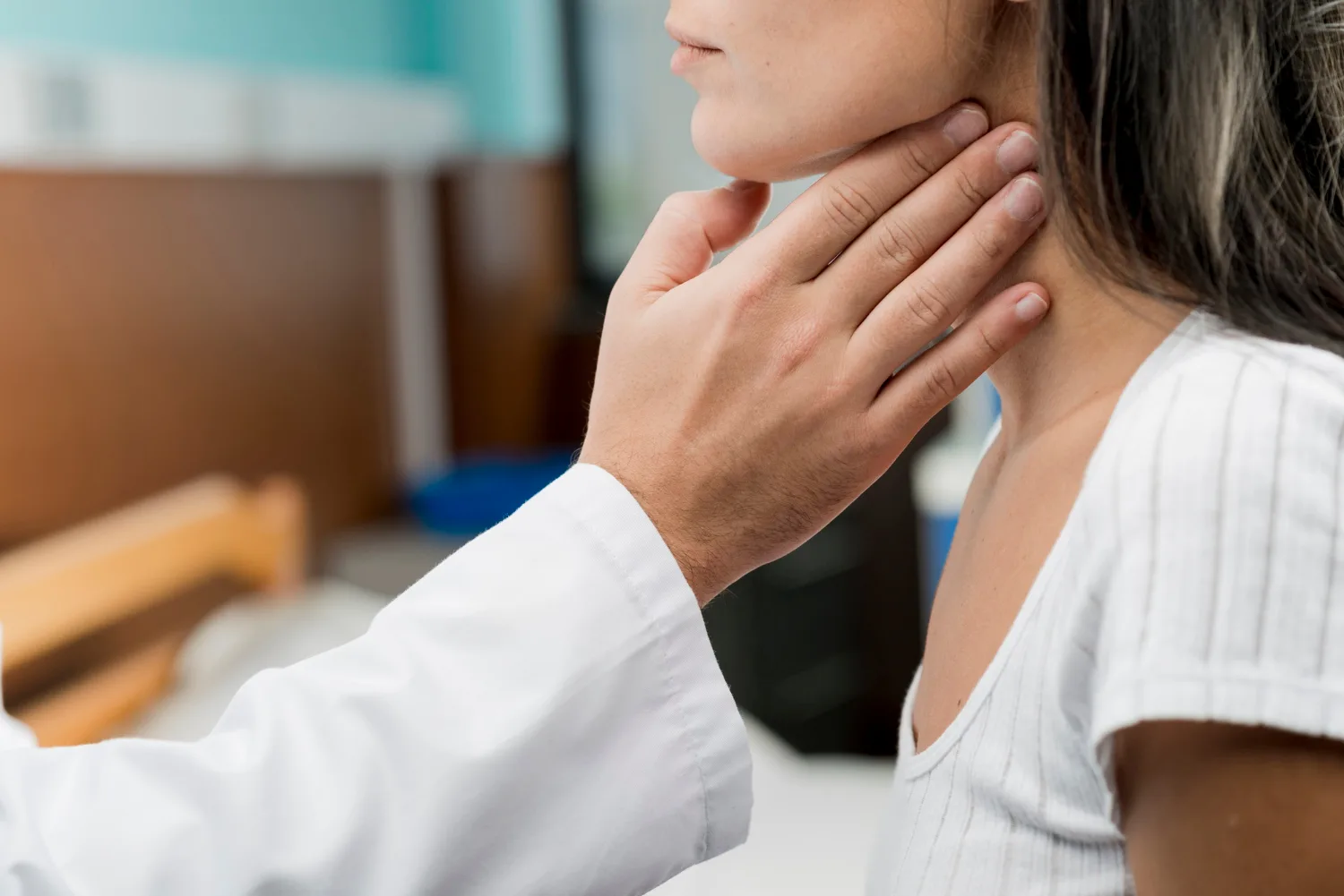 Tratamiento especializado para lesiones benignas en cuello en CDMX y Edo. Mex.